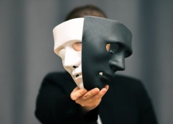 Everyday life in the Online Platter